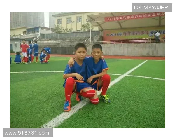 新化足球明星盘点及其精彩瞬间图片分享